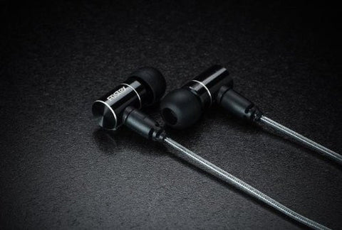Fostex TE-05 high performance in-ear headphones with detachable cables and 3 earplug sizes
