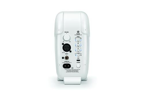 LM-IMAGE-104075989-
