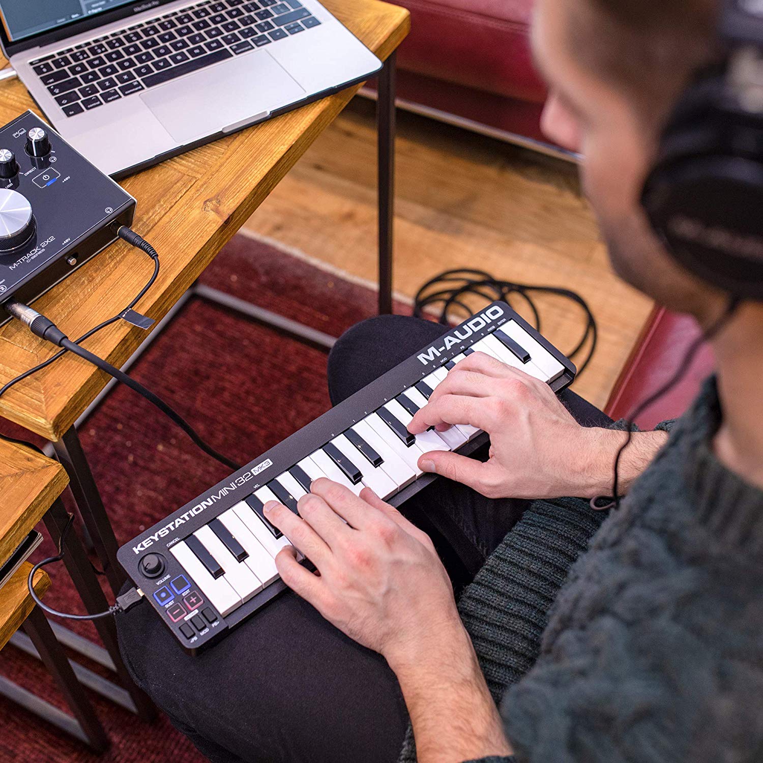 M-Audio Keystation Mini 32 MK3 Ultra-Portable Mini USB MIDI Keyboard C